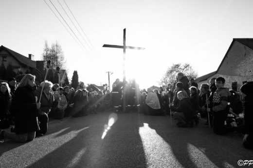 DROGA KRZYŻOWA ULICAMI ADAMOWA